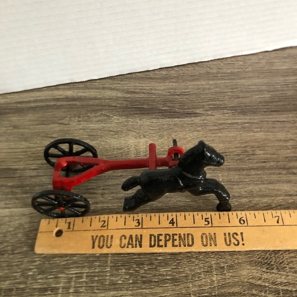Vtg Black Horse and Red Wagon Cast Metal Decor - Picture 4 of 11